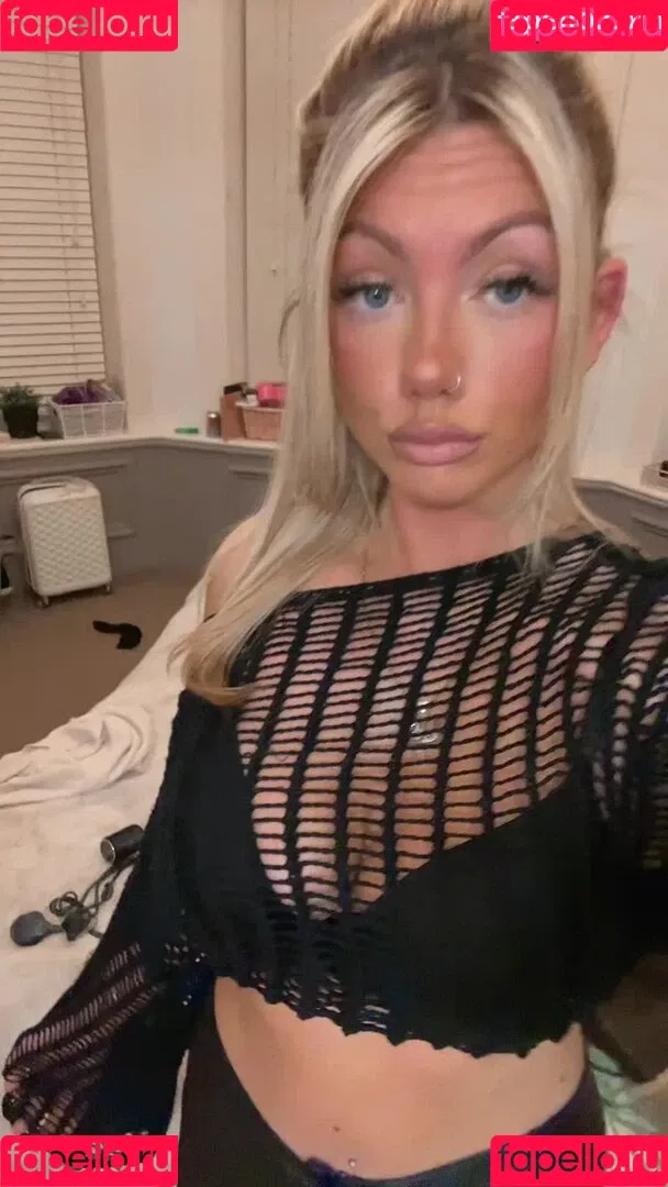 Abi Greasley Onlyfans Photo Gallery 