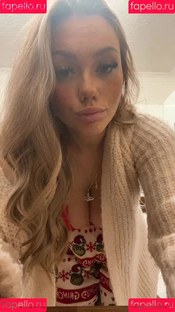 Abi Greasley Onlyfans Photo Gallery 