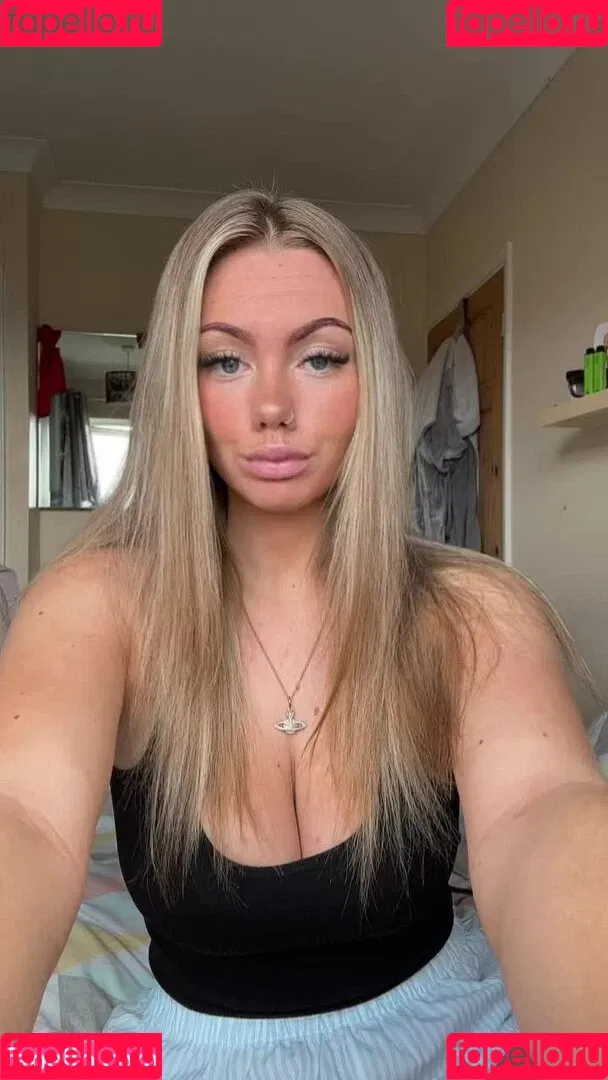 Abi Greasley Onlyfans Photo Gallery 