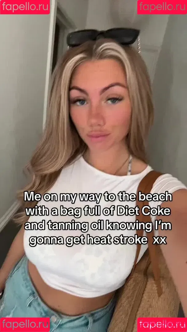 Abi Greasley Onlyfans Photo Gallery 