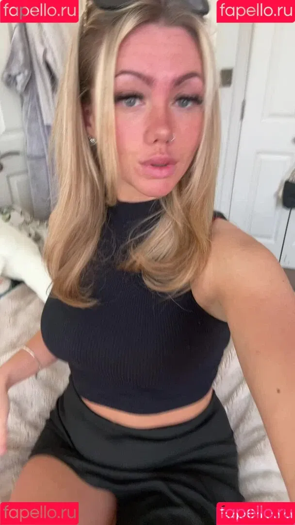 Abi Greasley Onlyfans Photo Gallery 