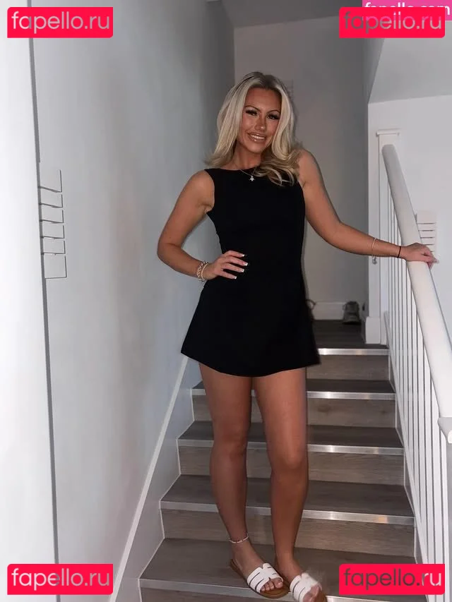 Abi Greasley Nude Onlyfans Photo 28