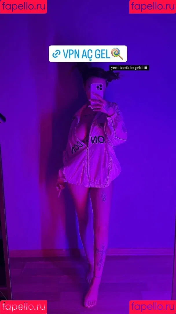 Yeahm8r Onlyfans Photo Gallery 