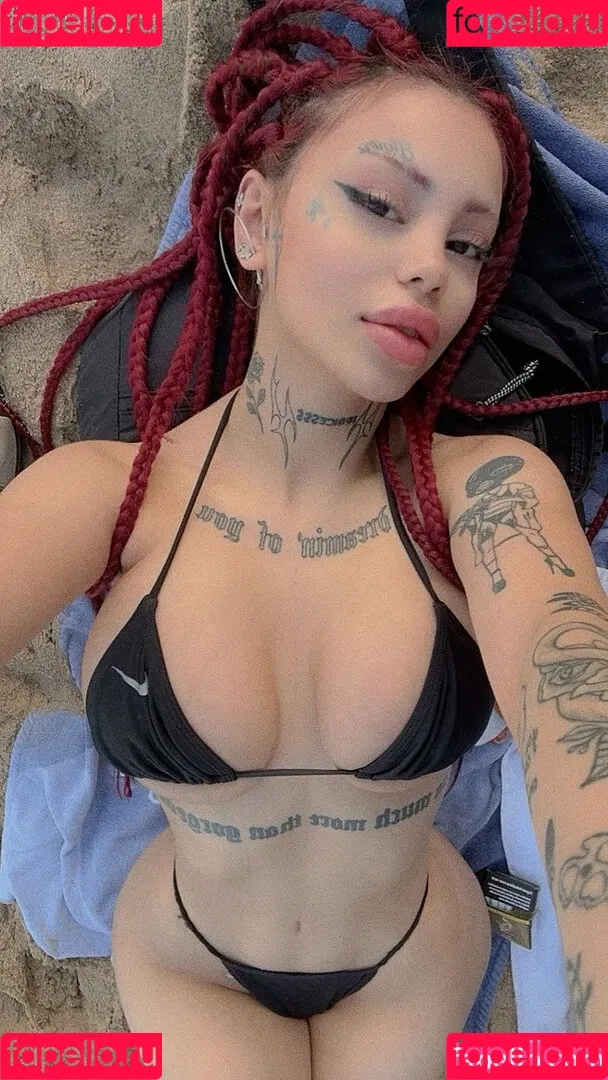 Yeahm8r Onlyfans Photo Gallery 