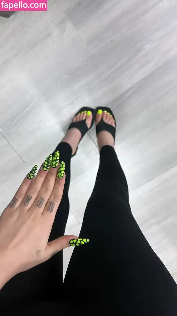 Yeahm8r Onlyfans Photo Gallery 