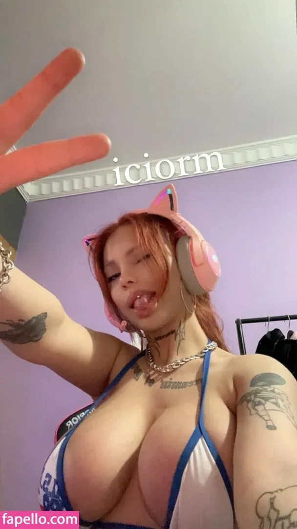 Yeahm8r Onlyfans Photo Gallery 