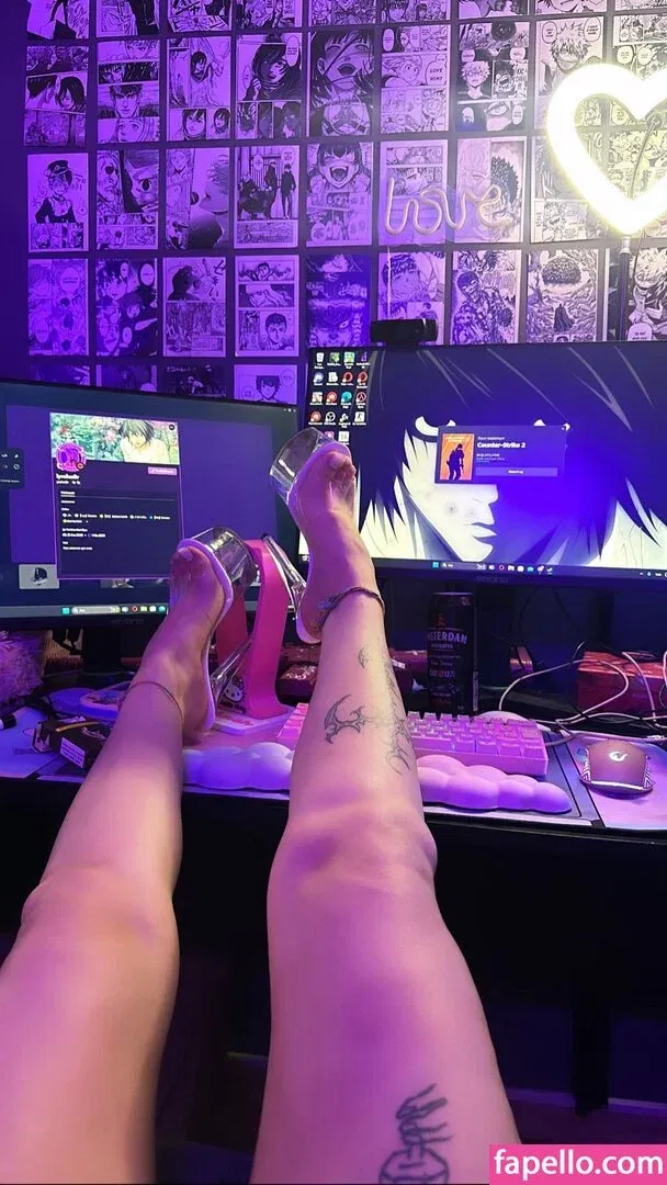 Yeahm8r Onlyfans Photo Gallery 