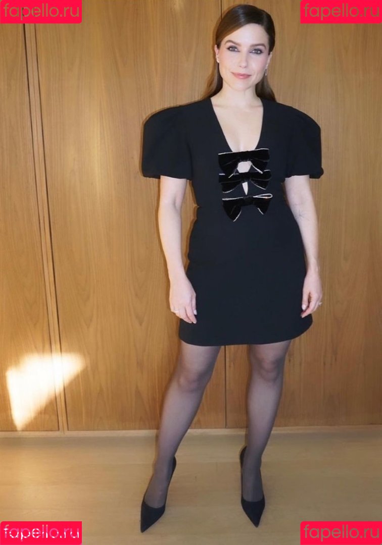 Sophia Bush Onlyfans Photo Gallery 