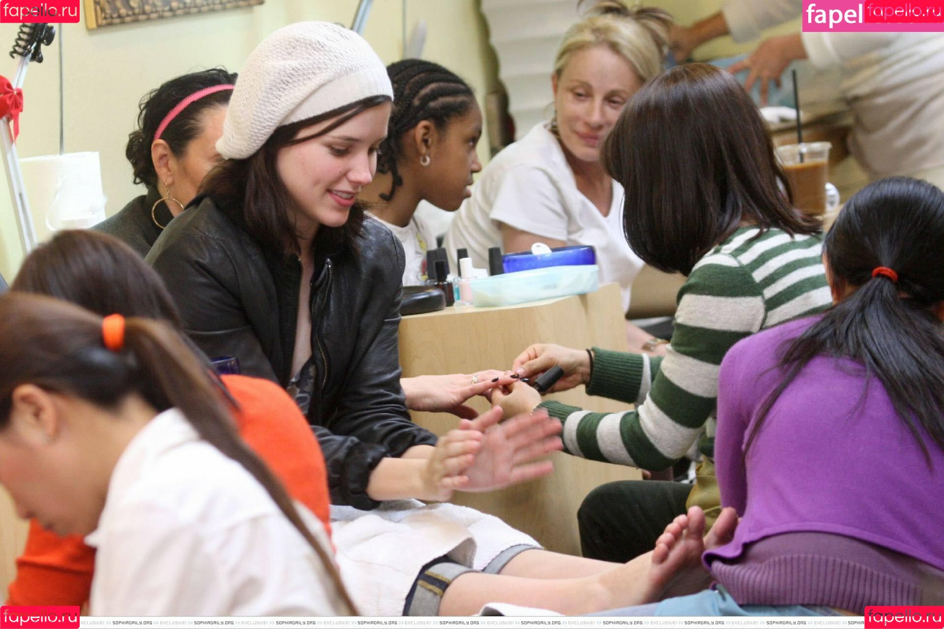 Sophia Bush Onlyfans Photo Gallery 