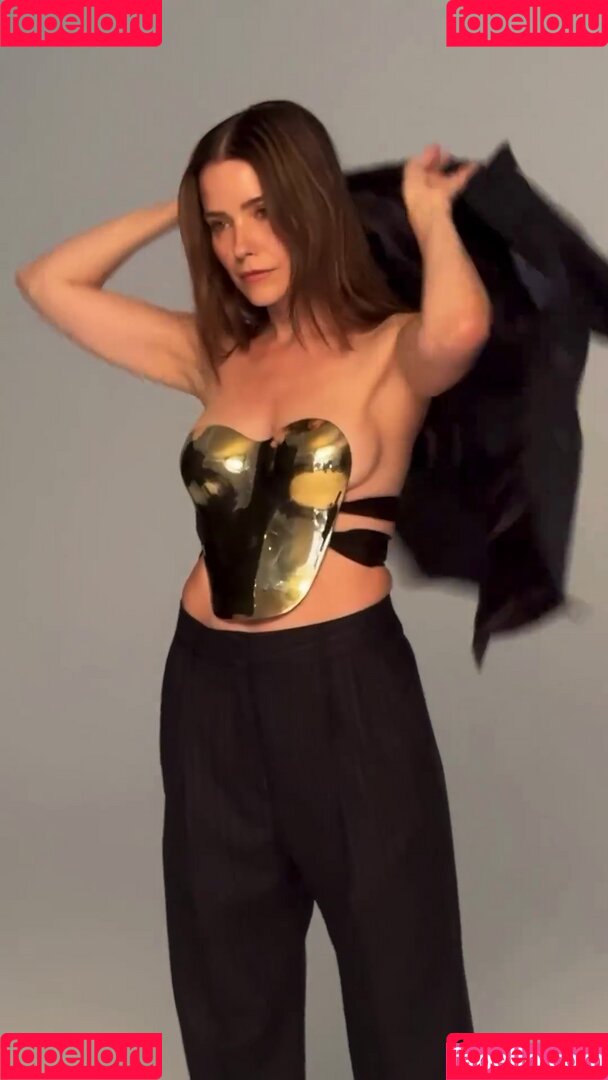 Sophia Bush Onlyfans Photo Gallery 