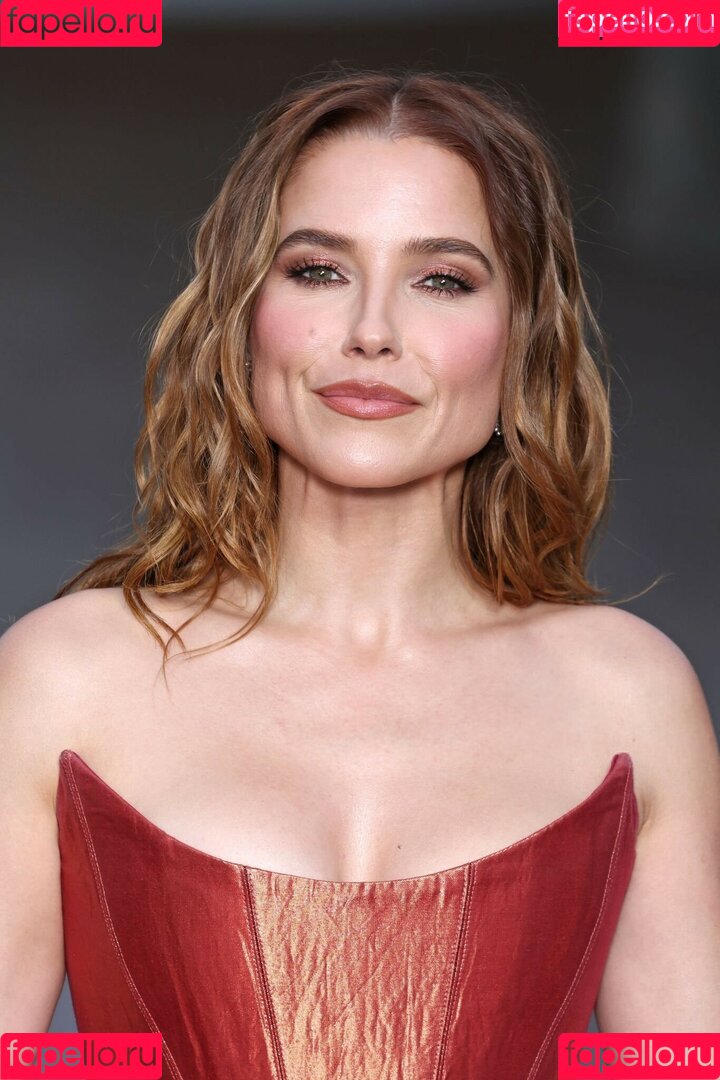 Sophia Bush Onlyfans Photo Gallery 