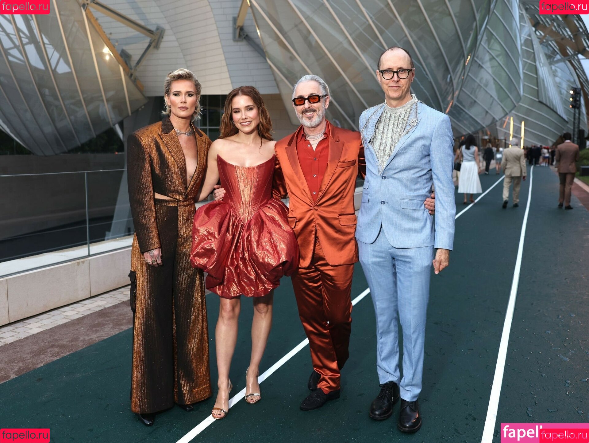 Sophia Bush Onlyfans Photo Gallery 