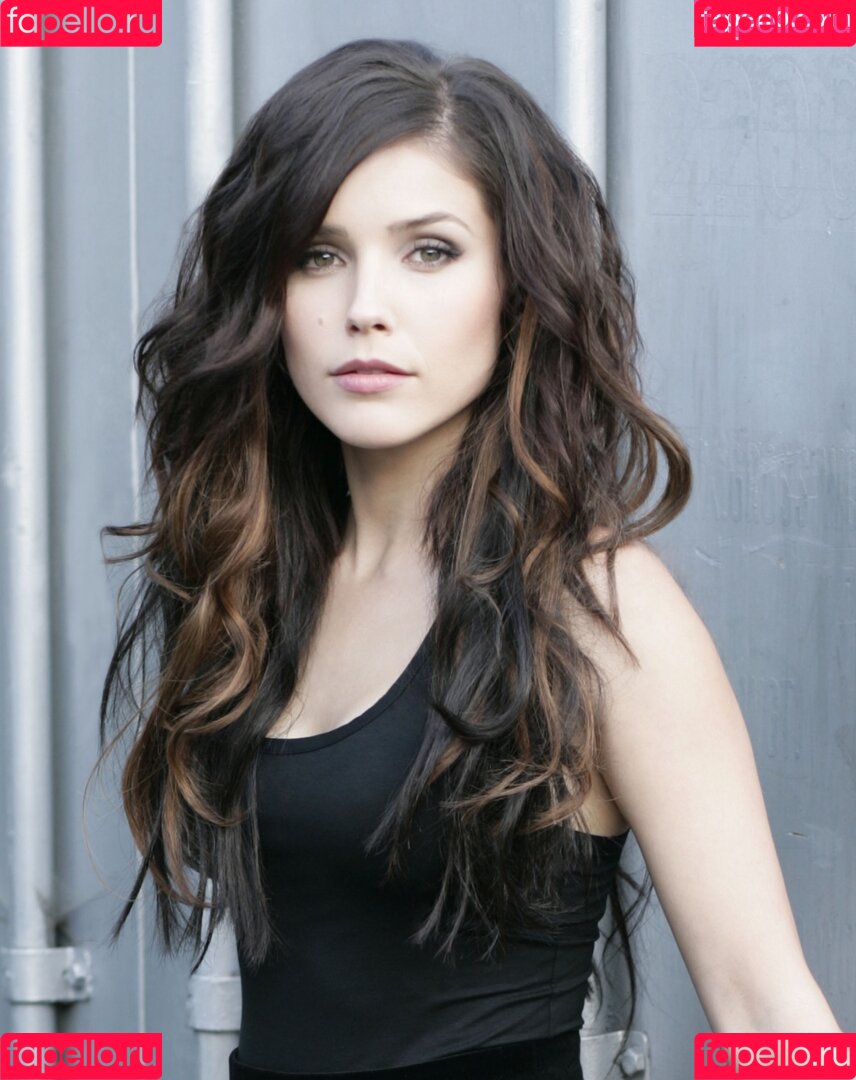 Sophia Bush Onlyfans Photo Gallery 