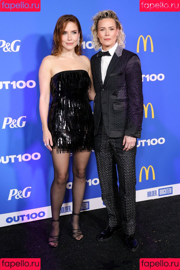 Sophia Bush Onlyfans Photo Gallery 