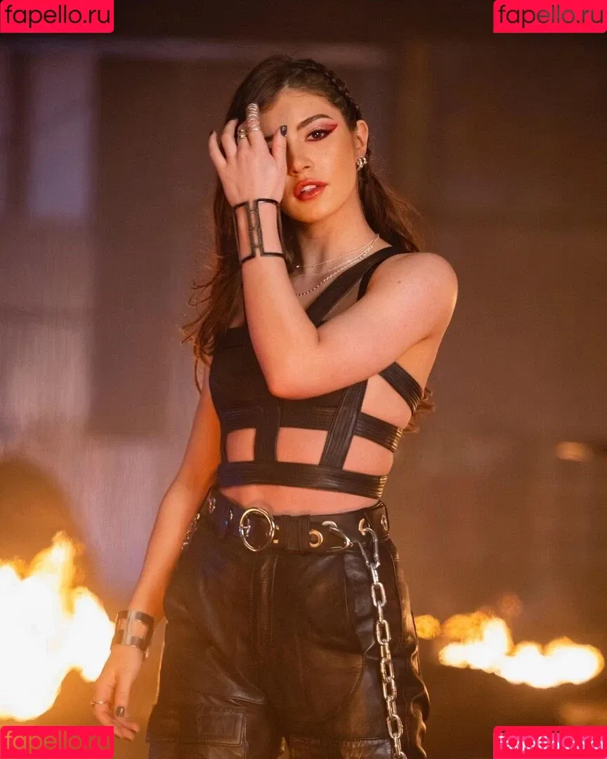 Chrissy Costansa Onlyfans Photo Gallery 