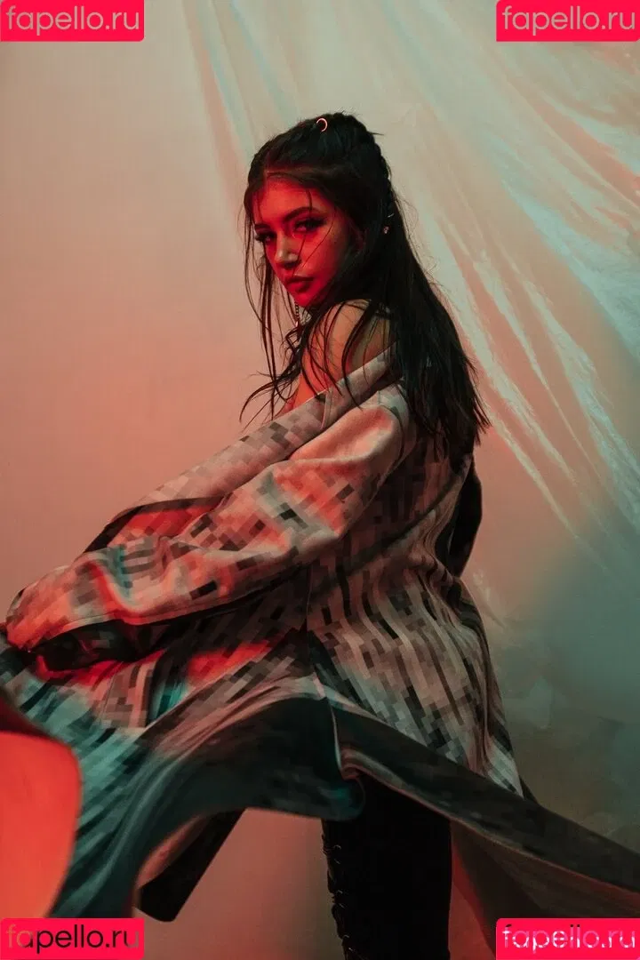 Chrissy Costansa Onlyfans Photo Gallery 