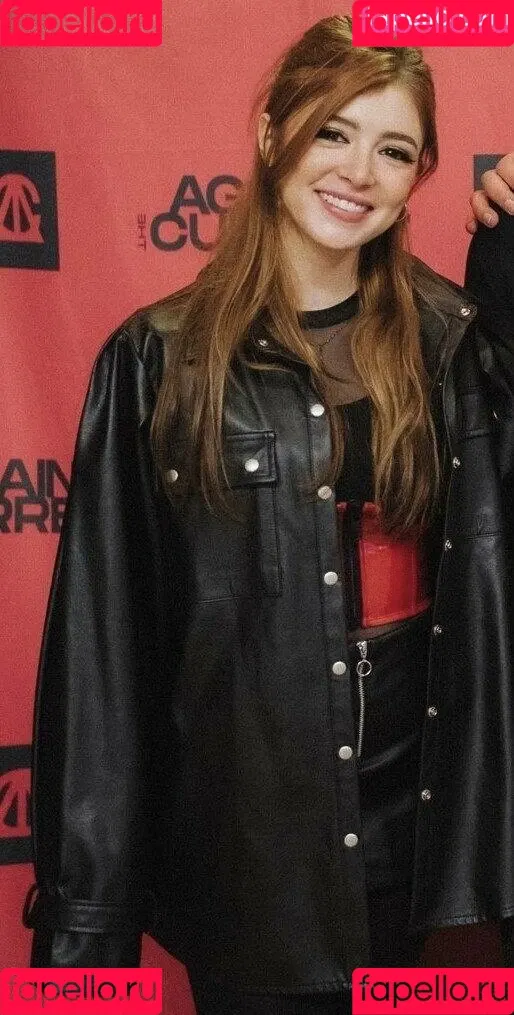 Chrissy Costansa Onlyfans Photo Gallery 