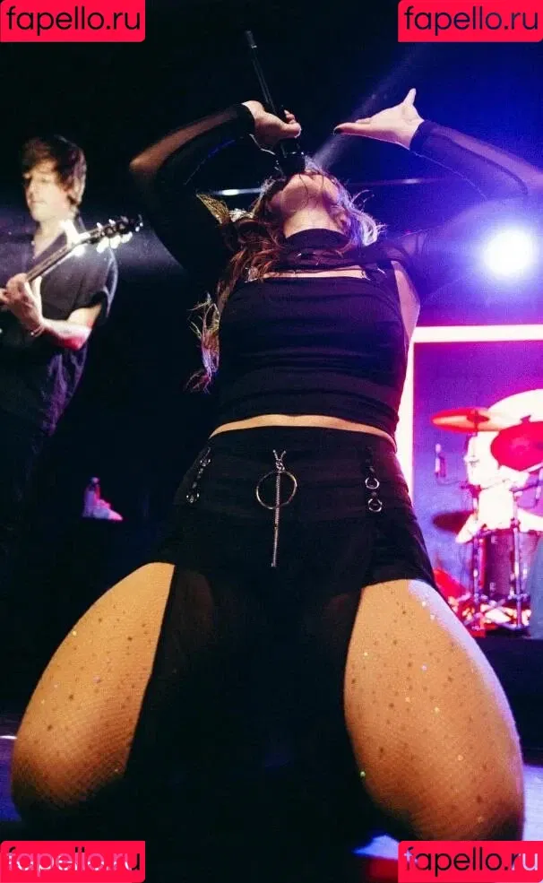 Chrissy Costansa Onlyfans Photo Gallery 