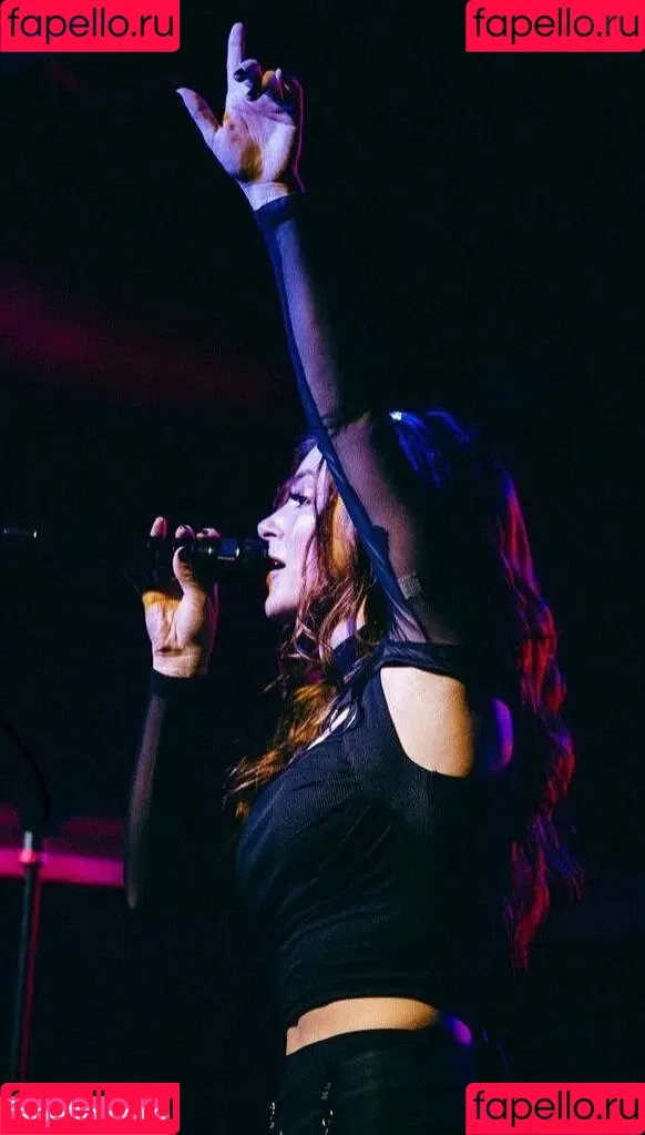 Chrissy Costansa Onlyfans Photo Gallery 