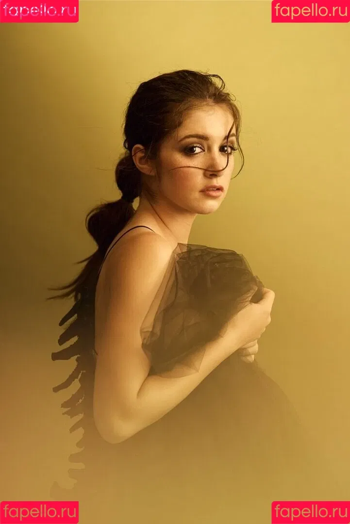 Chrissy Costansa Onlyfans Photo Gallery 