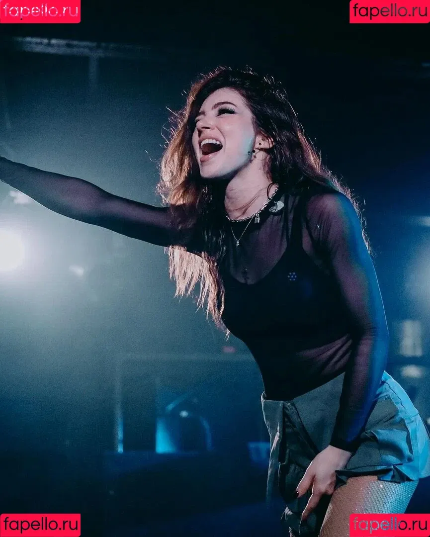 Chrissy Costansa Onlyfans Photo Gallery 