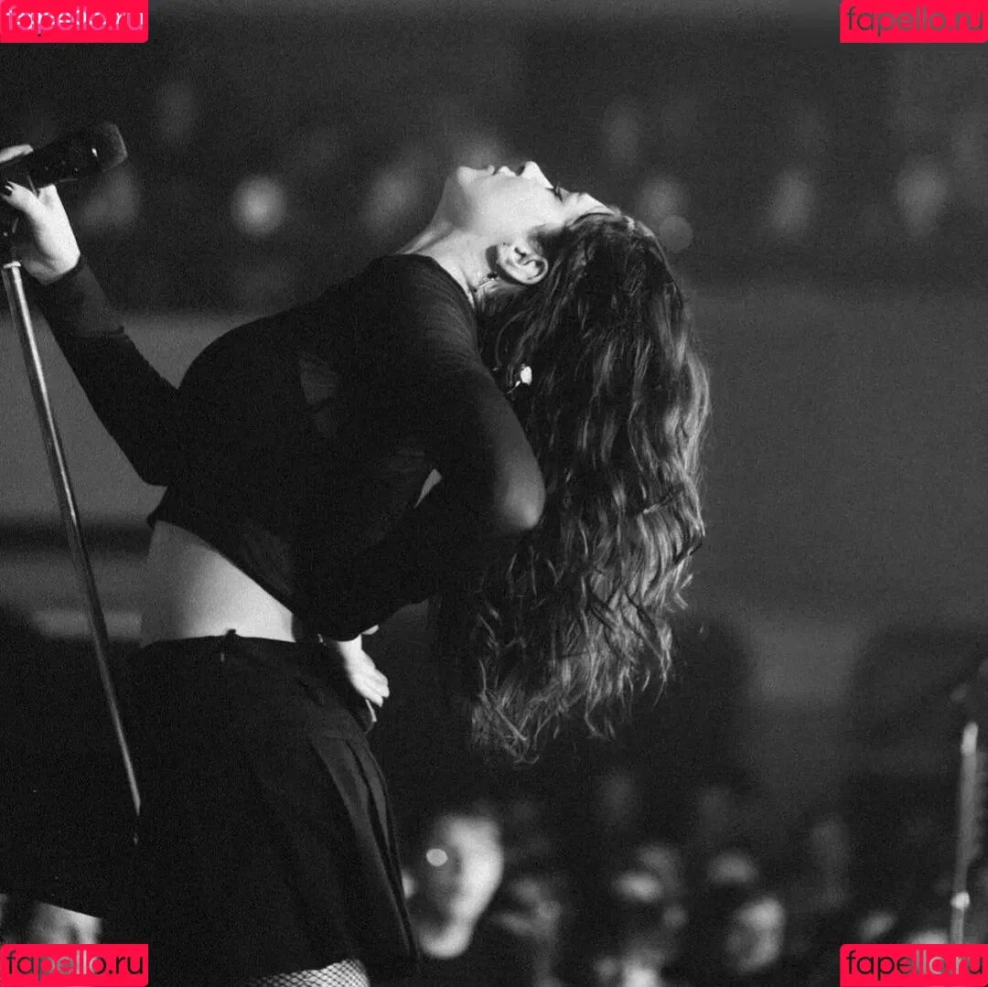 Chrissy Costansa Onlyfans Photo Gallery 
