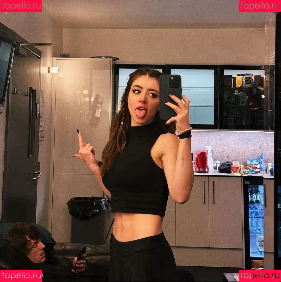 Chrissy Costansa Onlyfans Photo Gallery 