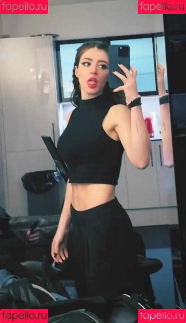 Chrissy Costansa Onlyfans Photo Gallery 