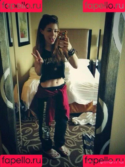 Chrissy Costansa Onlyfans Photo Gallery 