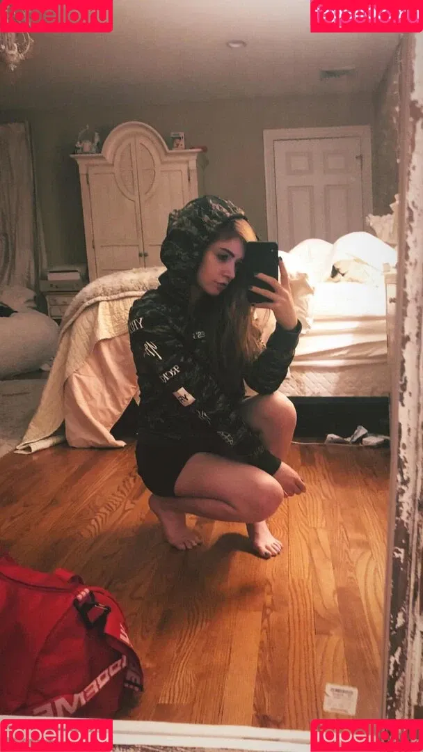 Chrissy Costansa Onlyfans Photo Gallery 
