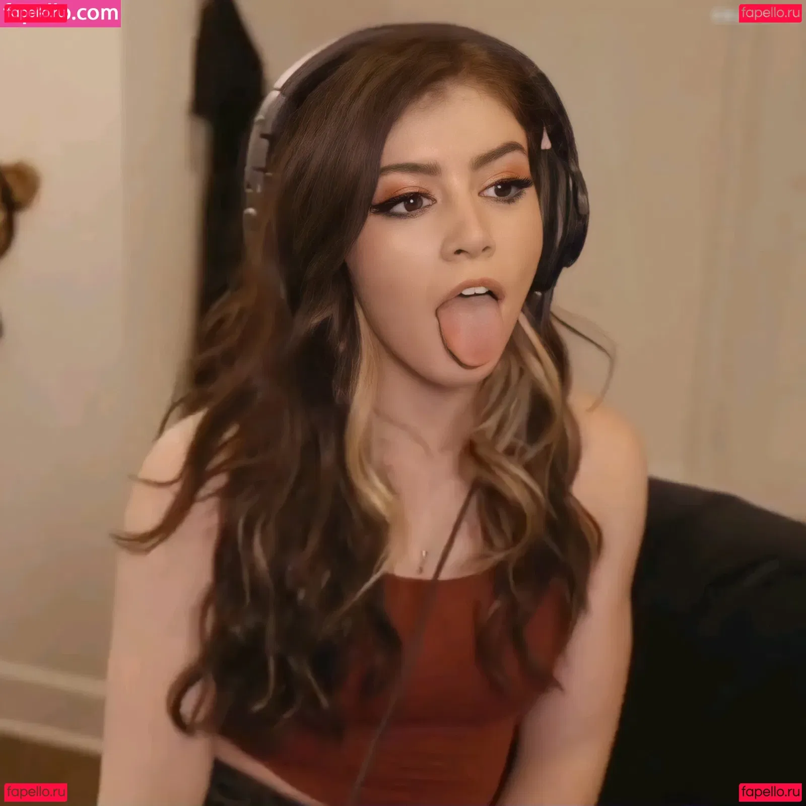 Chrissy Costansa Onlyfans Photo Gallery 