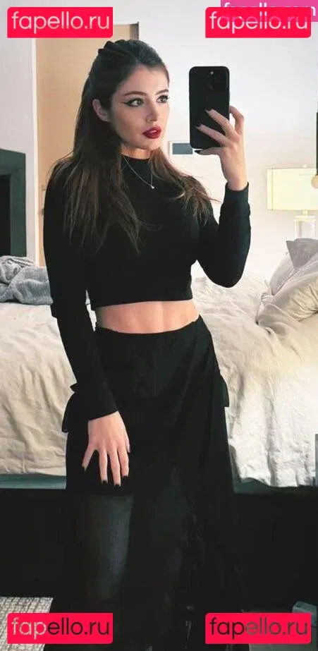 Chrissy Costansa Onlyfans Photo Gallery 