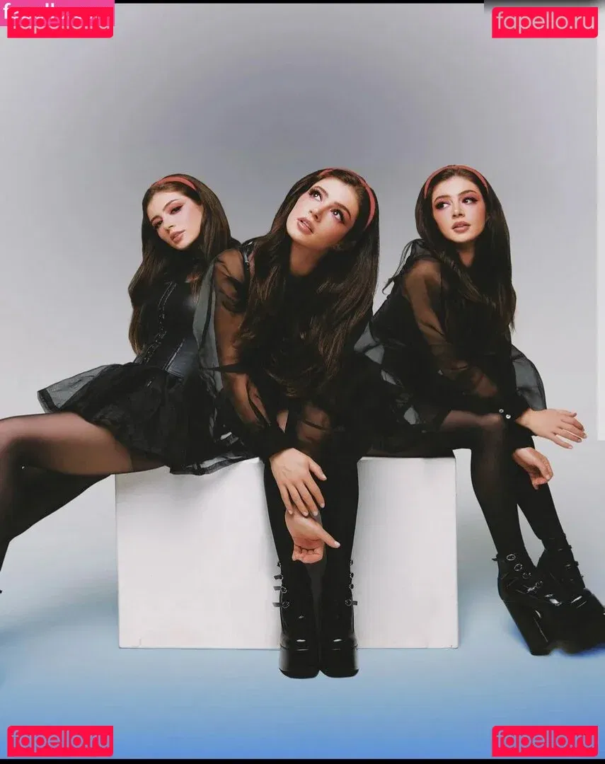 Chrissy Costansa Onlyfans Photo Gallery 