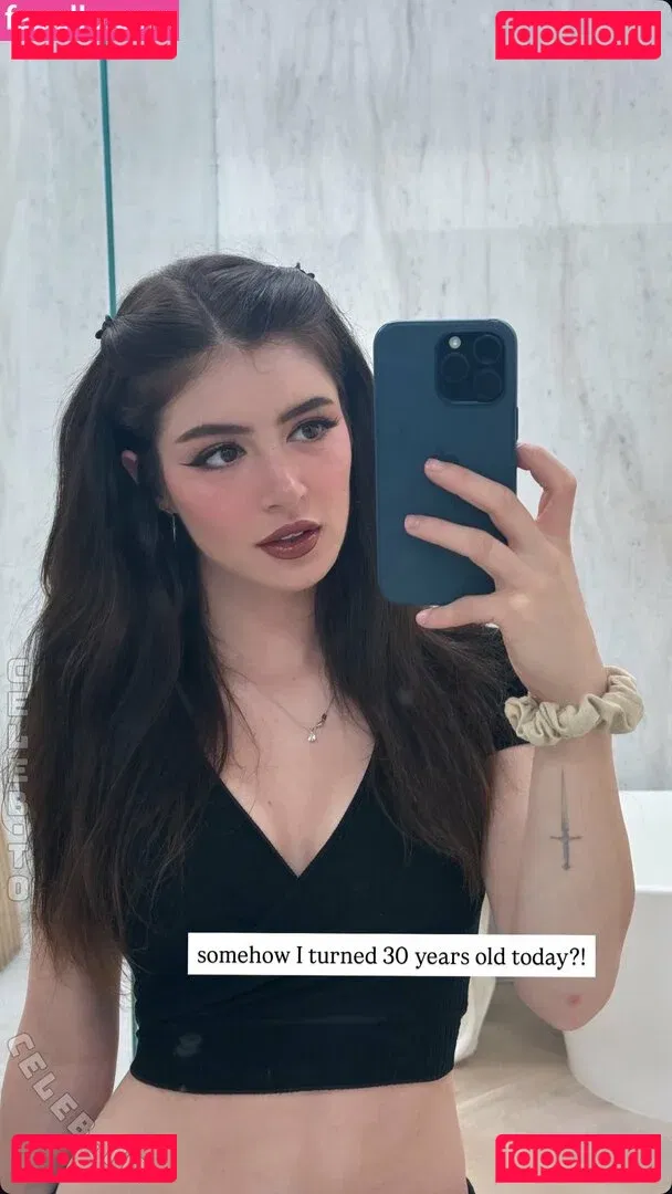 Chrissy Costansa Onlyfans Photo Gallery 