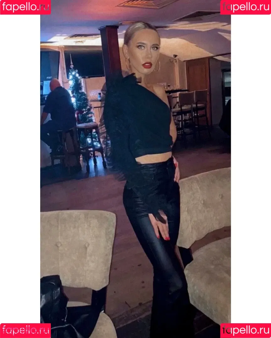 Minhas Edit Onlyfans Photo Gallery 