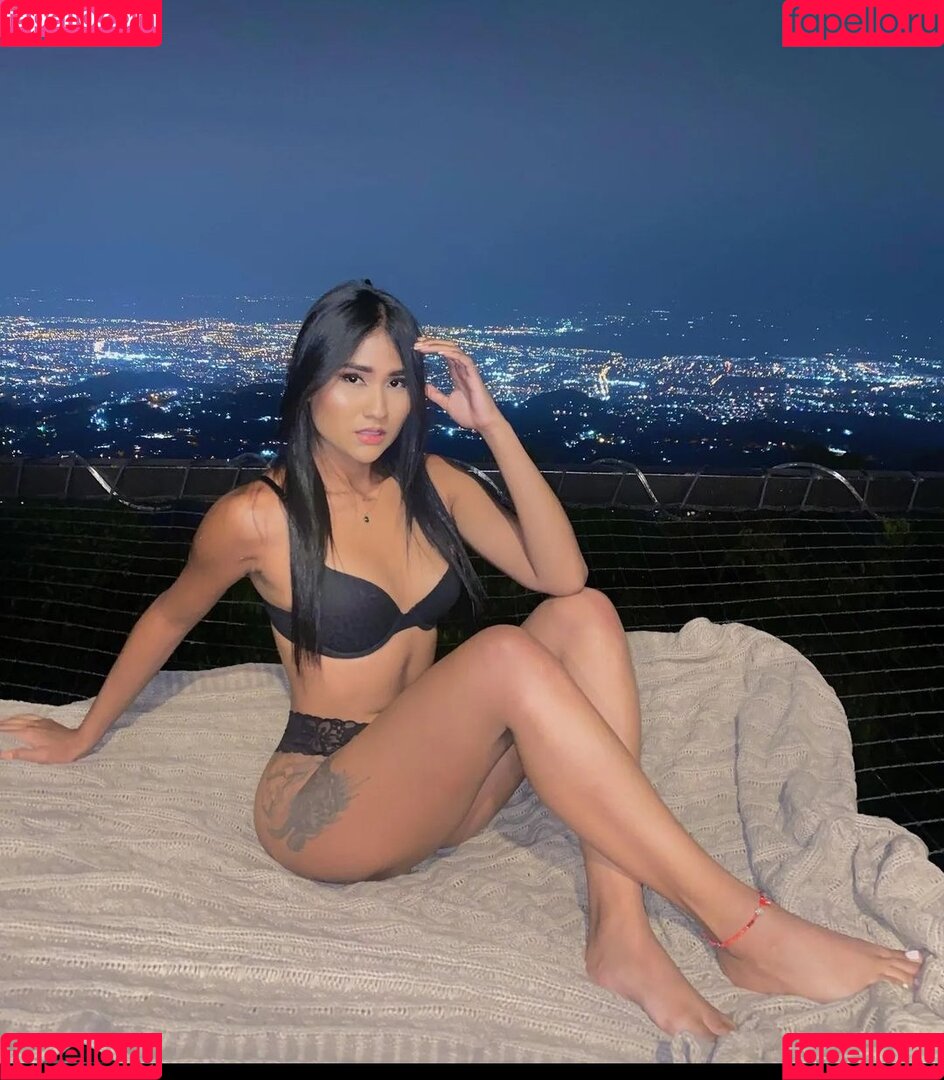 Minhas Edit Onlyfans Photo Gallery 