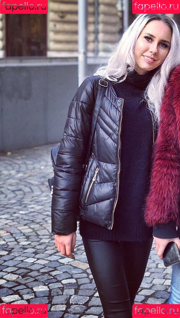 Minhas Edit Onlyfans Photo Gallery 