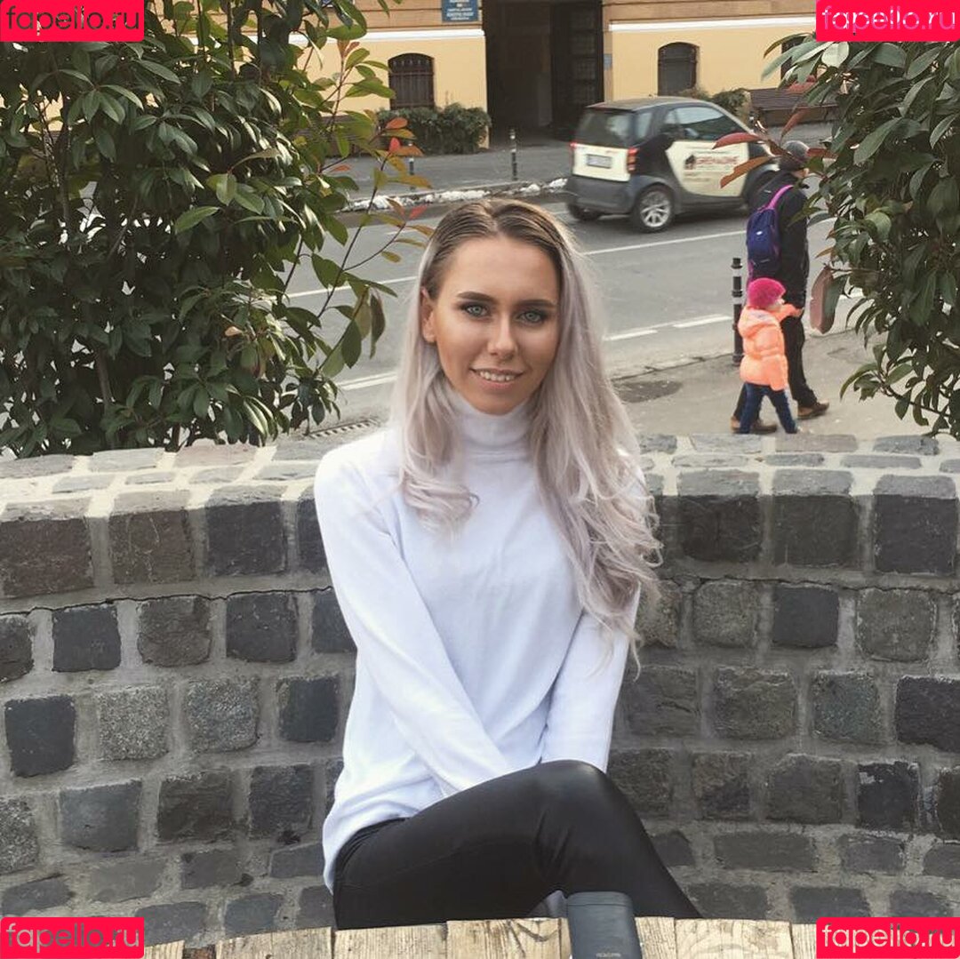 Minhas Edit Onlyfans Photo Gallery 