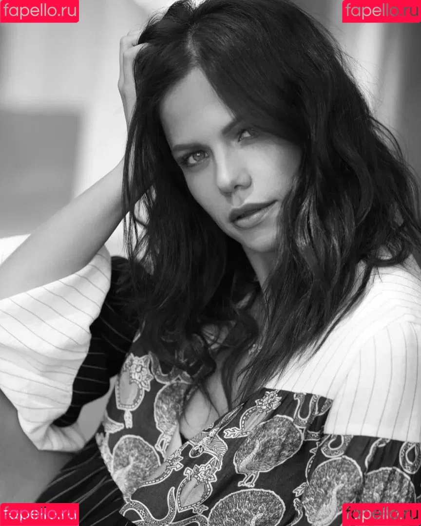 Tammin Sursok Onlyfans Photo Gallery 
