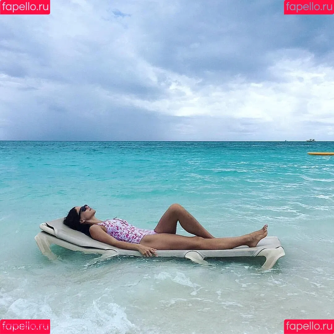 Tammin Sursok Onlyfans Photo Gallery 