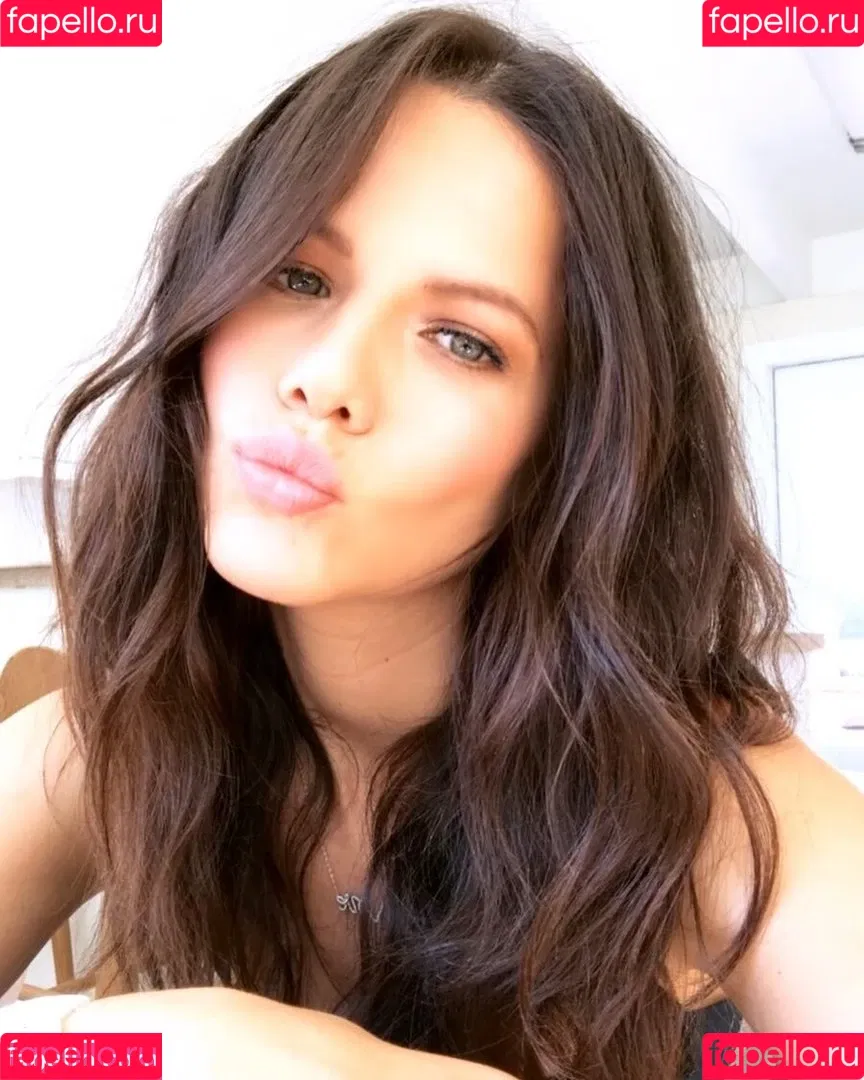 Tammin Sursok Onlyfans Photo Gallery 