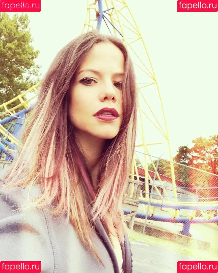 Tammin Sursok Onlyfans Photo Gallery 