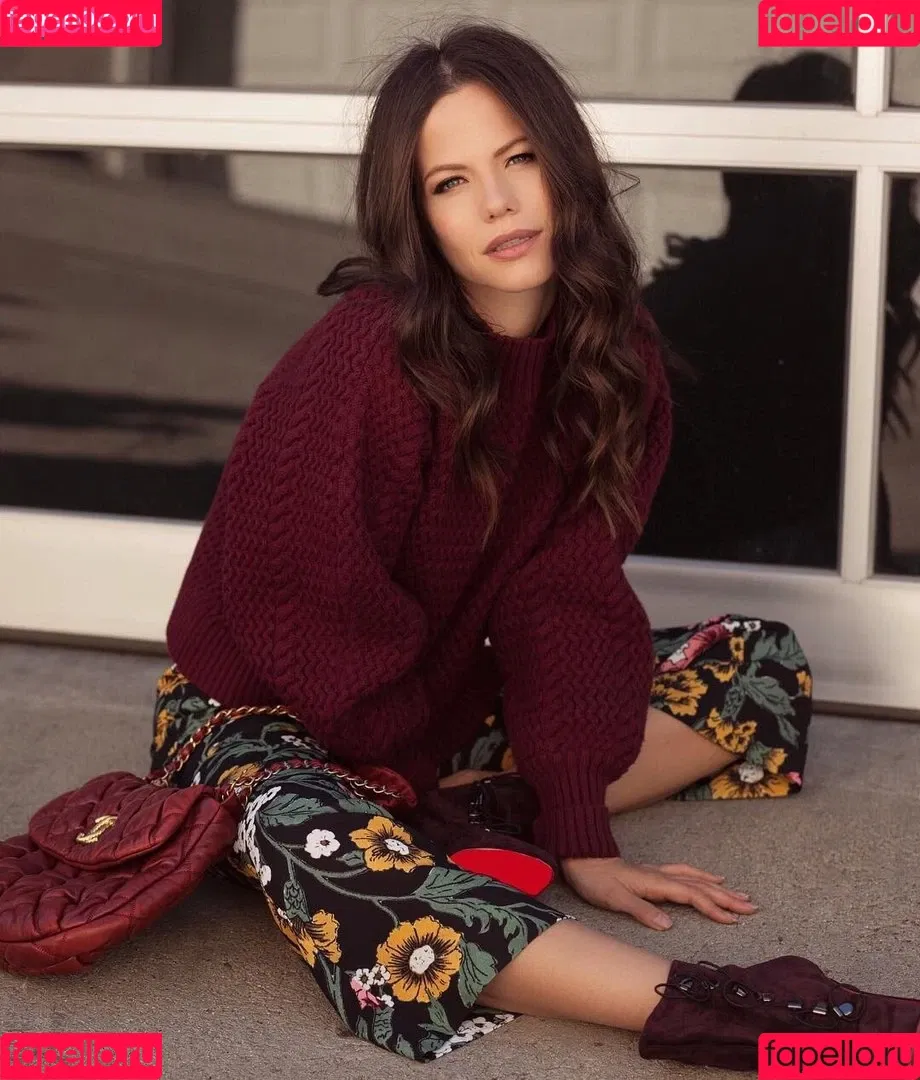 Tammin Sursok Onlyfans Photo Gallery 