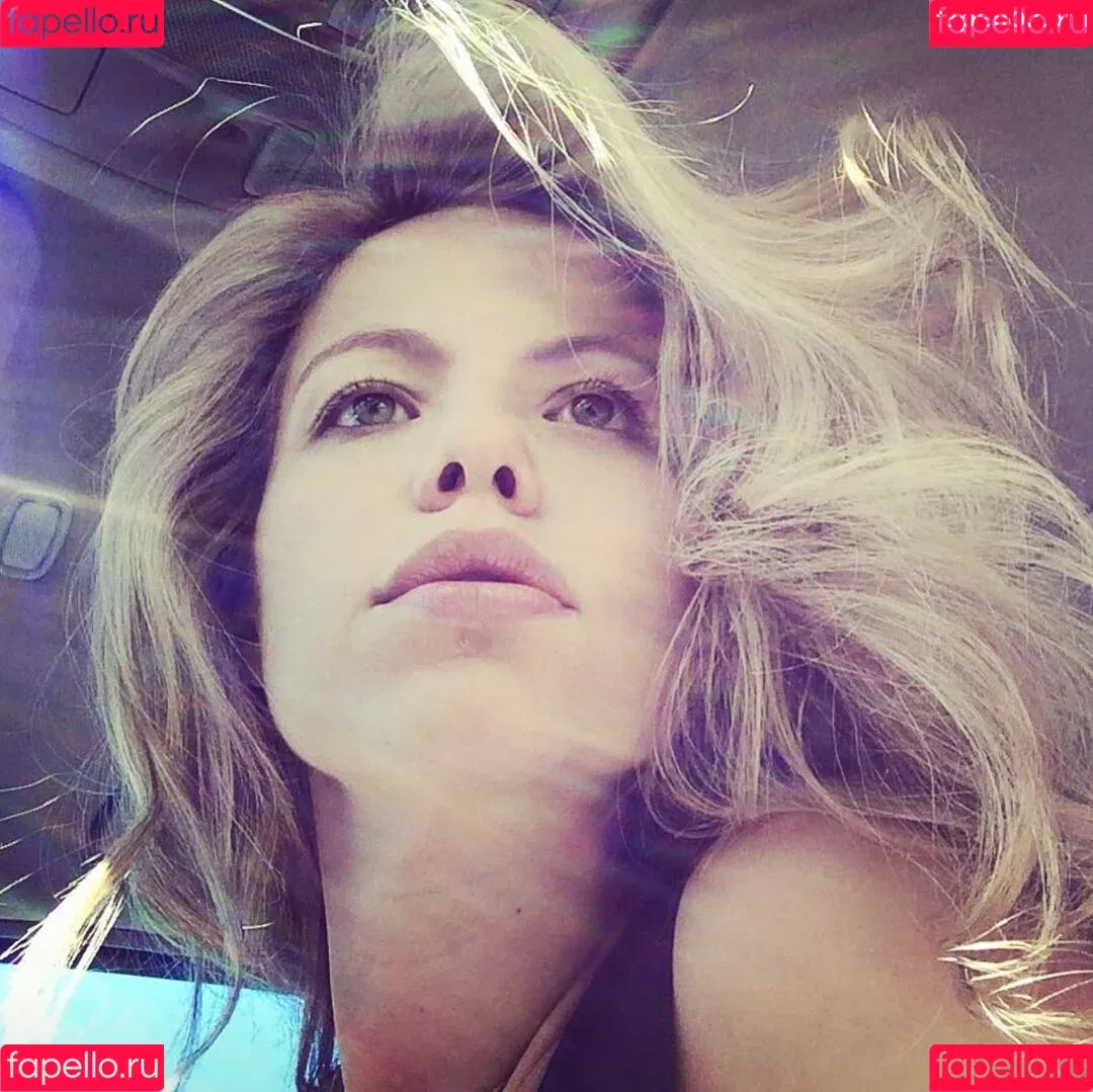 Tammin Sursok Onlyfans Photo Gallery 