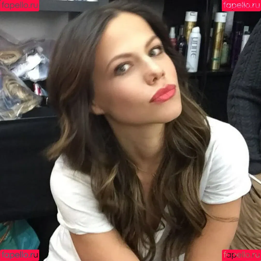 Tammin Sursok Onlyfans Photo Gallery 