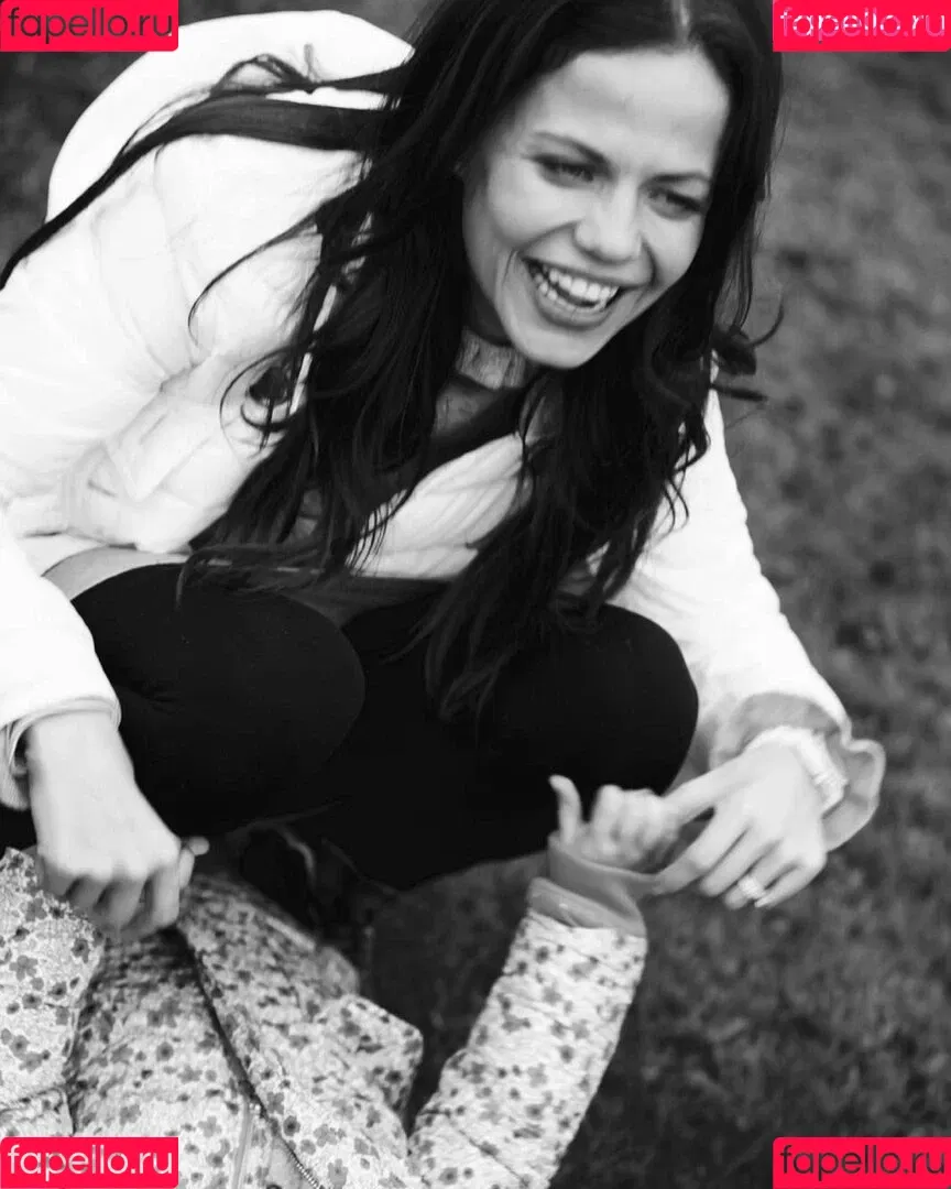 Tammin Sursok Onlyfans Photo Gallery 