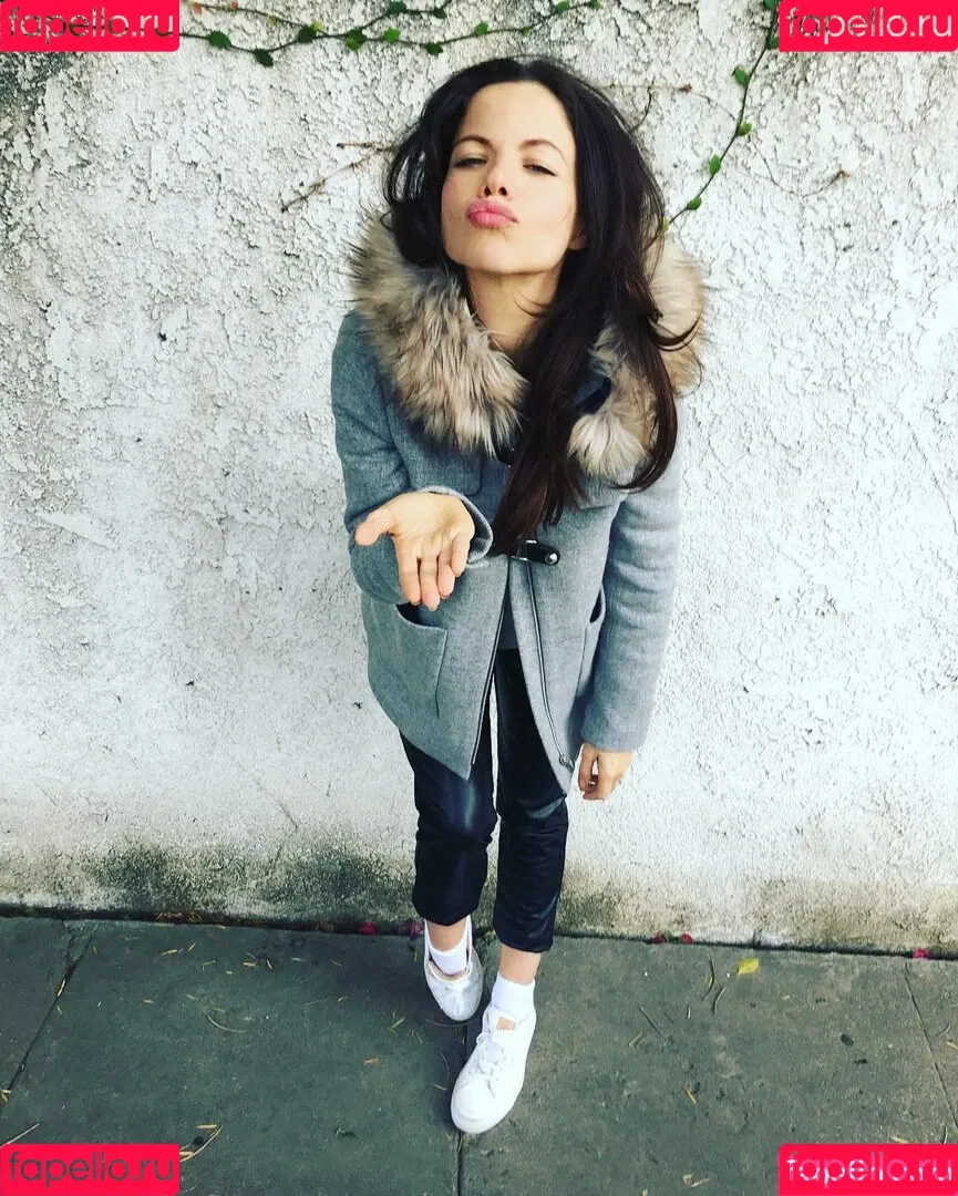 Tammin Sursok Onlyfans Photo Gallery 