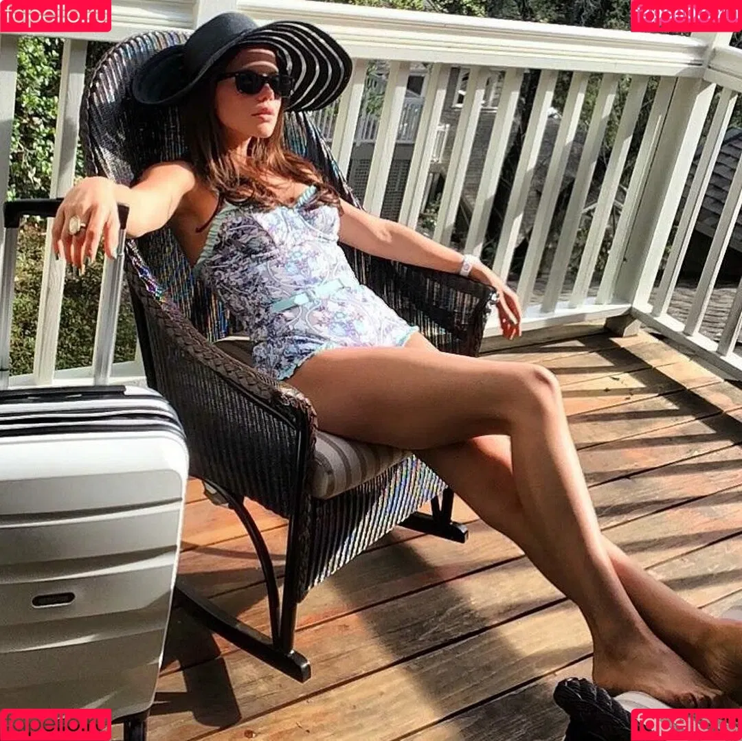 Tammin Sursok Onlyfans Photo Gallery 