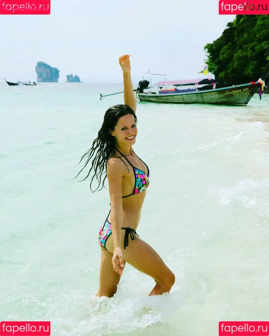 Tammin Sursok Onlyfans Photo Gallery 