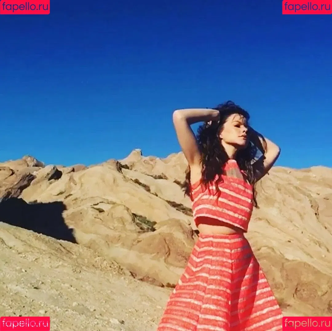 Tammin Sursok Onlyfans Photo Gallery 
